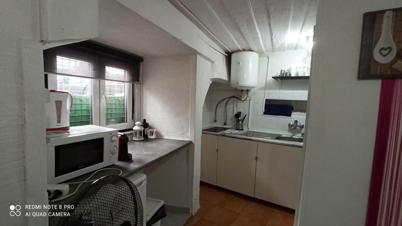 Martim Moniz Low Cost Apartment Lisbon Bagian luar foto